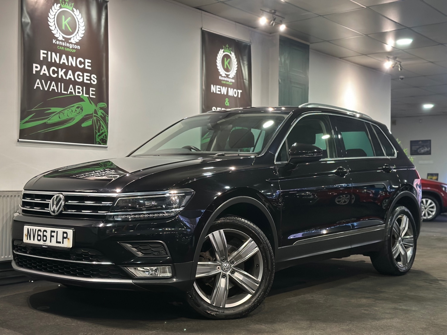 Used Volkswagen Tiguan 2016 for sale - 76960350: Photo 3