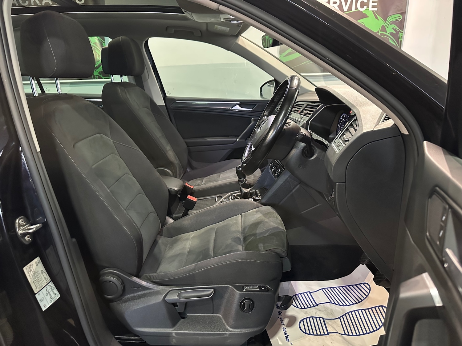 Used Volkswagen Tiguan 2016 for sale - 76960350: Photo 7