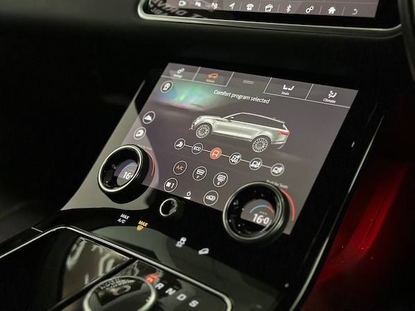 Used Land Rover Range Rover Velar 2019 for sale - 69910293: Photo 25