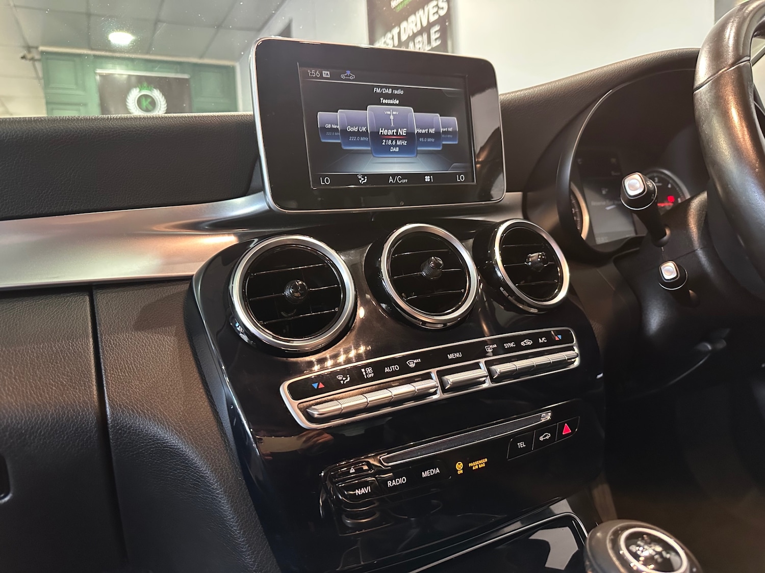 Used Mercedes-Benz C Class 2016 for sale - 76861902: Photo 19