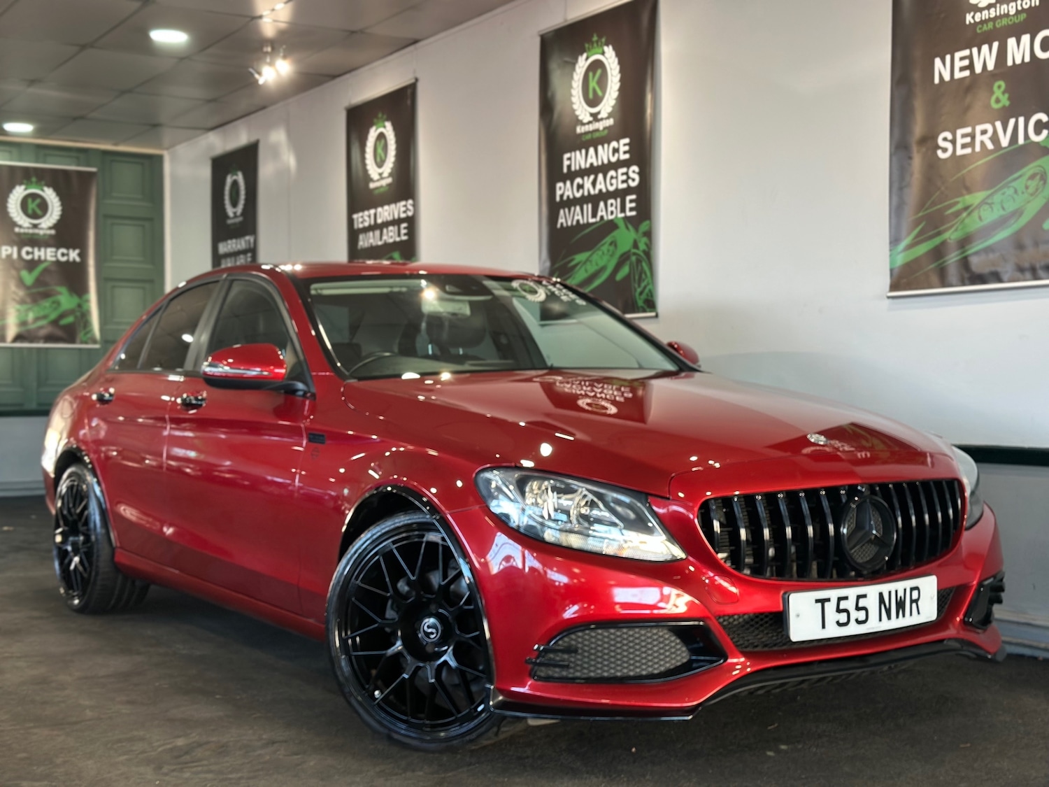 Used Mercedes-Benz C Class 2016 for sale - 76861902: Photo 2