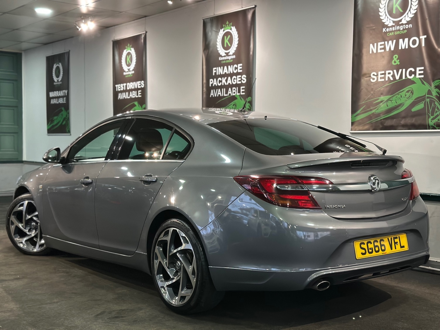Used Vauxhall Insignia 2016 for sale - 76534069: Photo 5