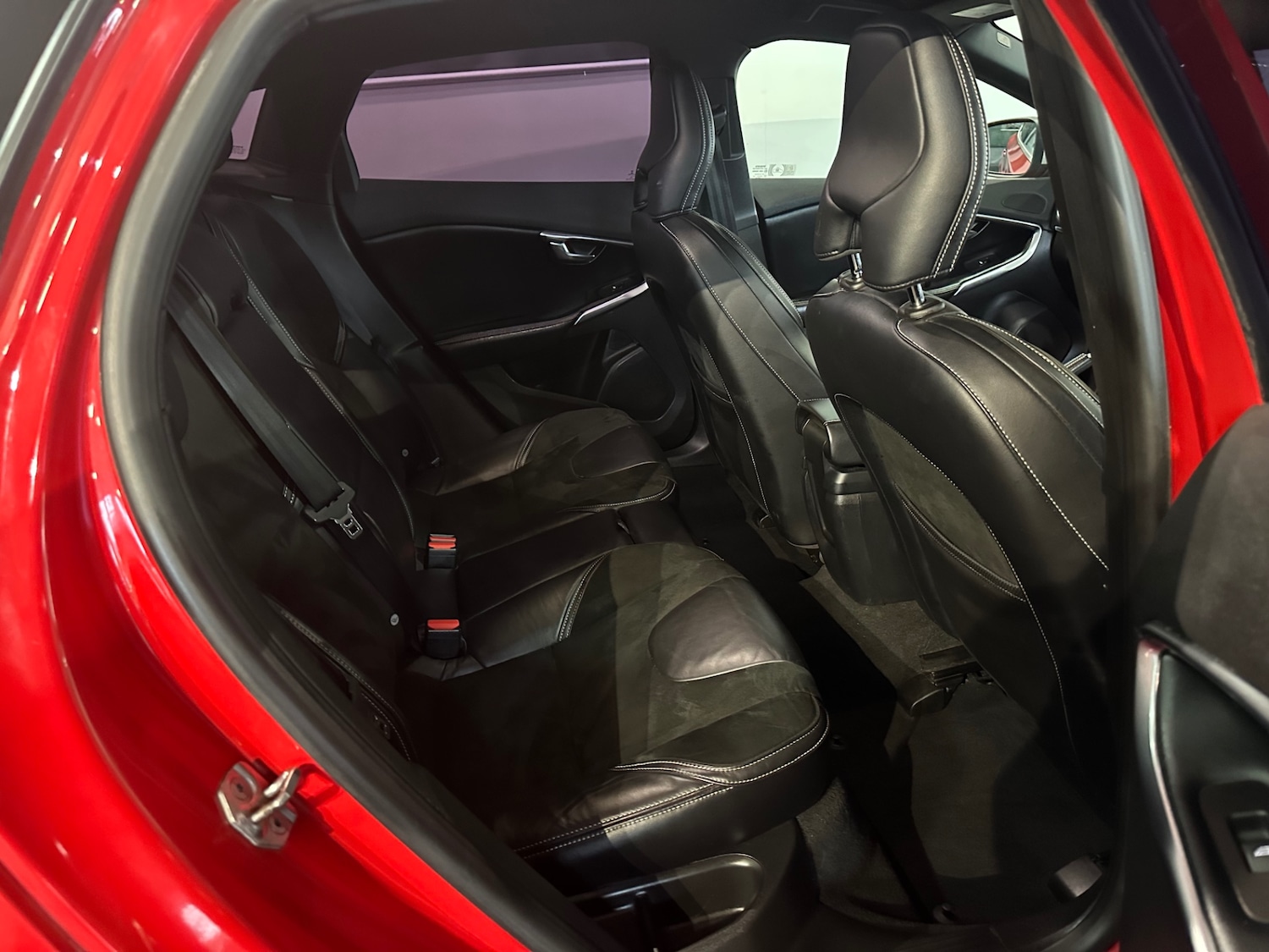 Used Volvo V40 2017 for sale - 77721646: Photo 10