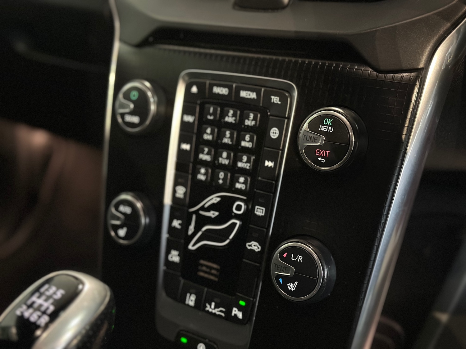 Used Volvo V40 2017 for sale - 77721646: Photo 12