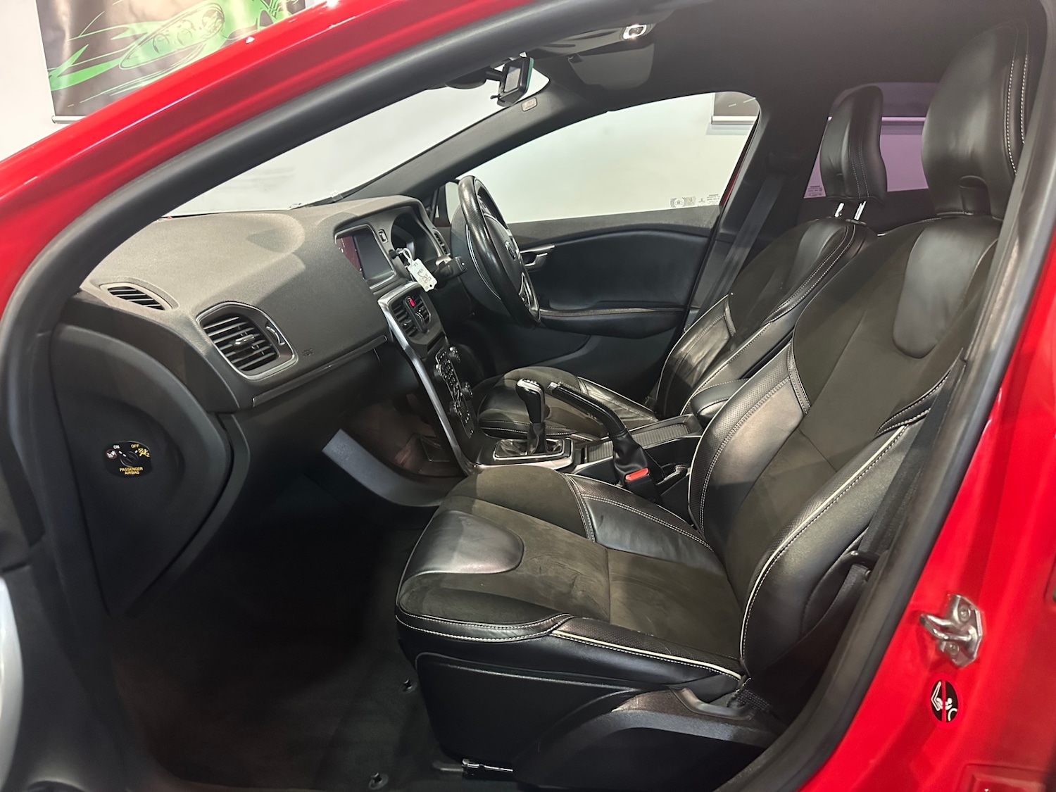 Used Volvo V40 2017 for sale - 77721646: Photo 16