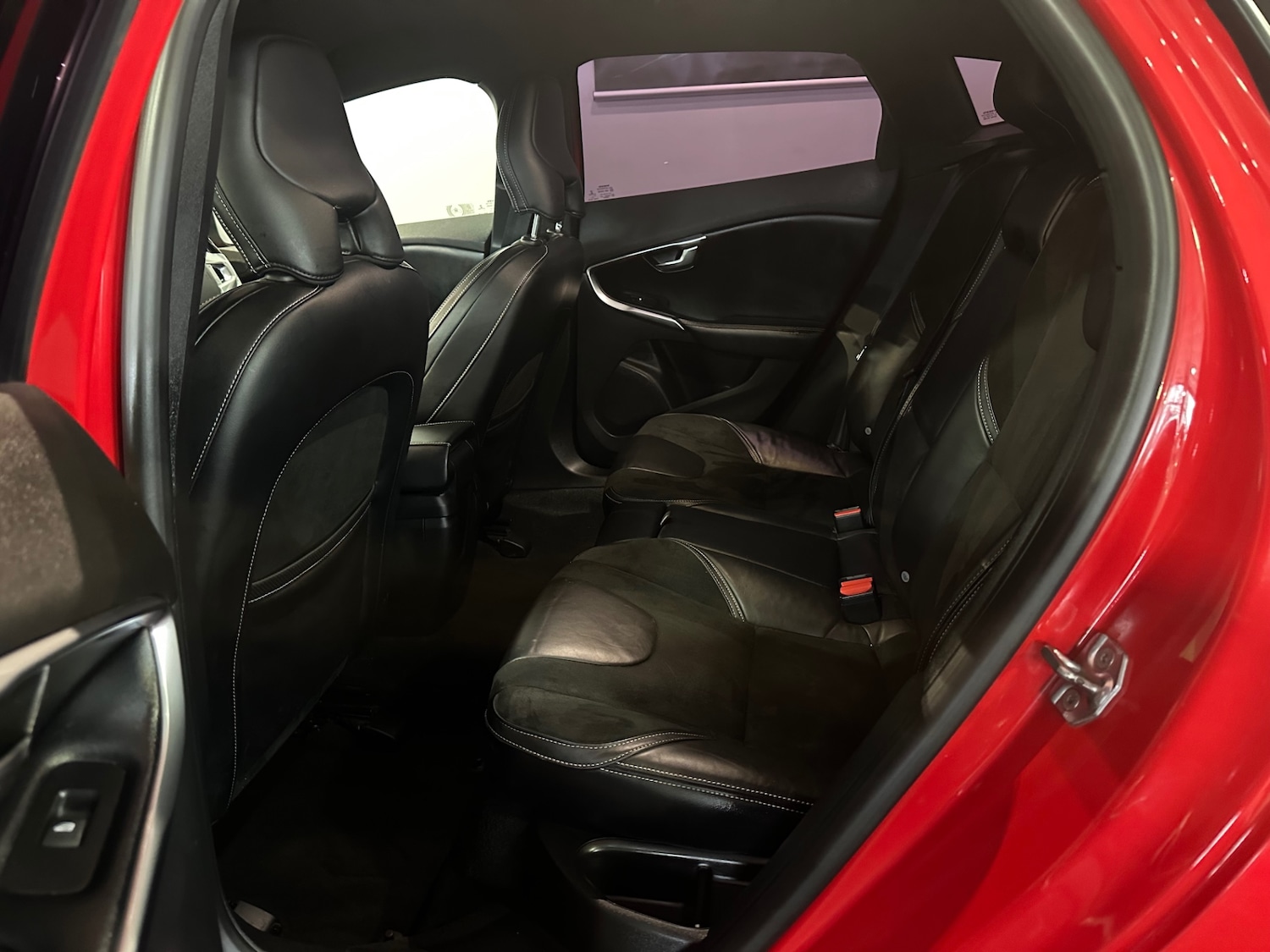 Used Volvo V40 2017 for sale - 77721646: Photo 18