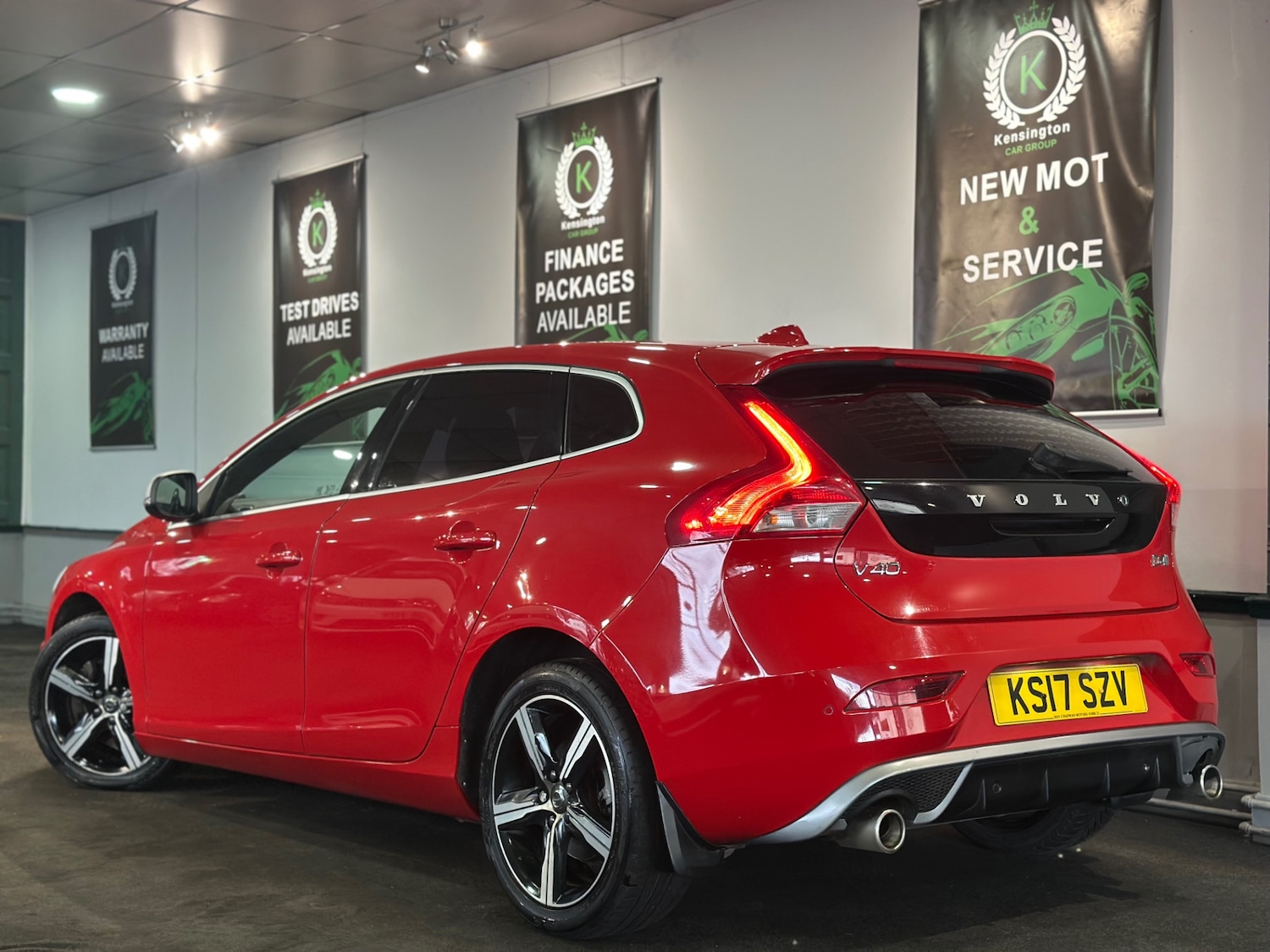 Used Volvo V40 2017 for sale - 77721646: Photo 5