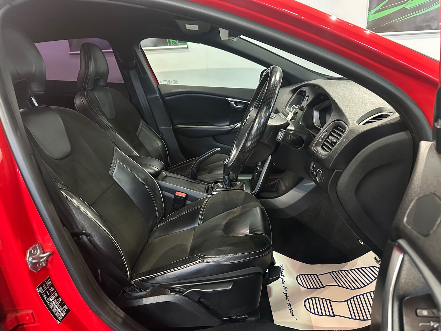 Used Volvo V40 2017 for sale - 77721646: Photo 9