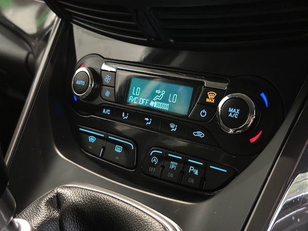 Used Ford Kuga 2016 for sale - 76288370: Photo 19