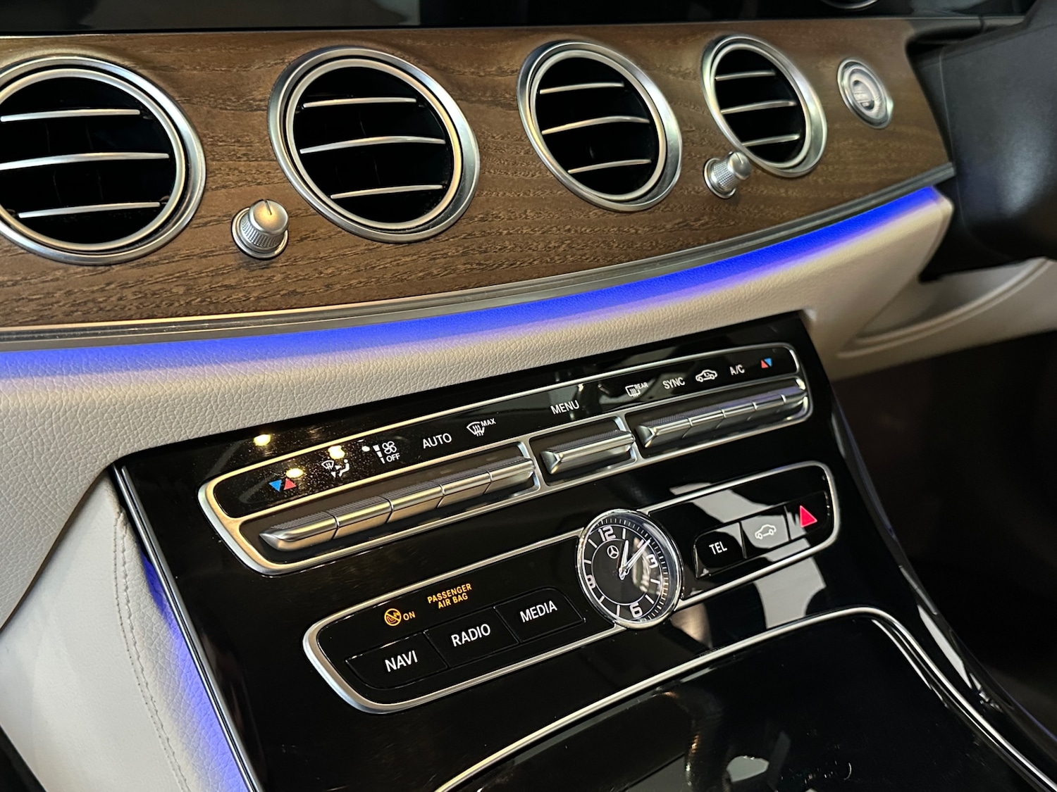 Used Mercedes-Benz E Class 2017 for sale - 78197769: Photo 21