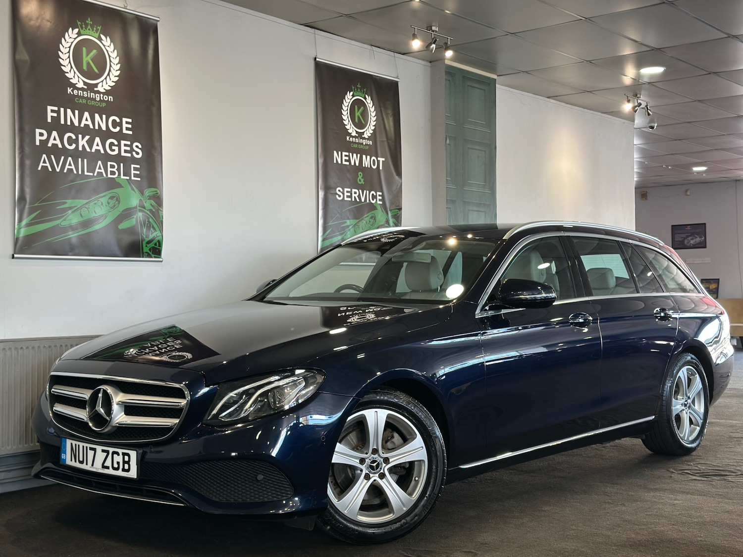 Used Mercedes-Benz E Class 2017 for sale - 78197769: Photo 4