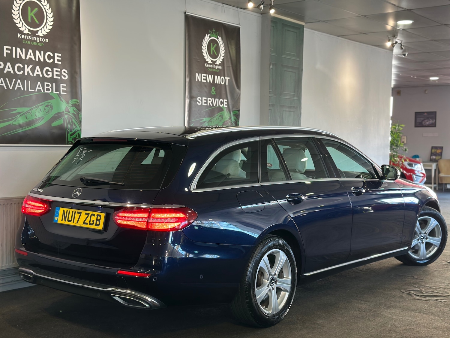 Used Mercedes-Benz E Class 2017 for sale - 78197769: Photo 6