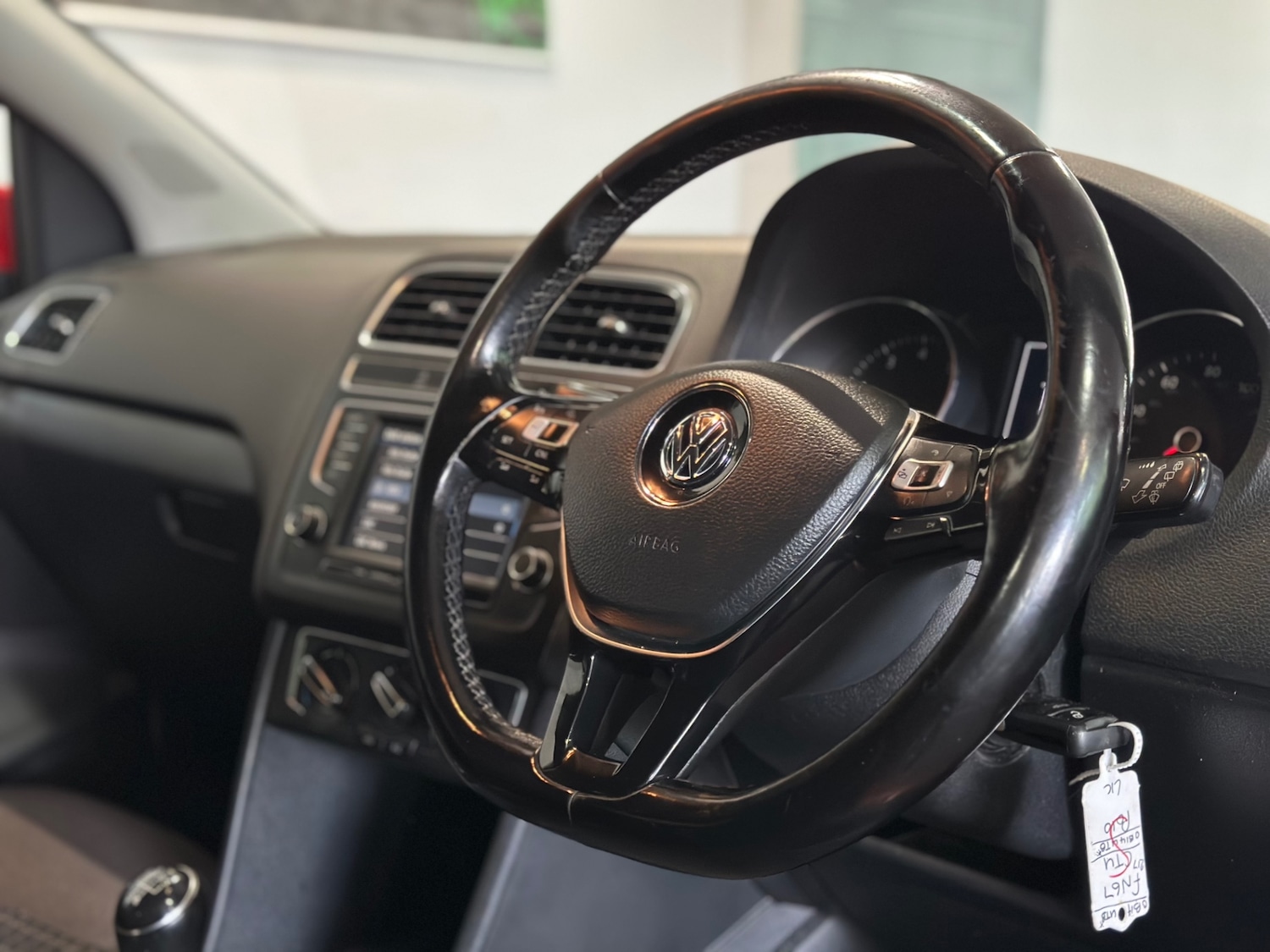 Used Volkswagen Polo 2017 for sale - 76076615: Photo 7