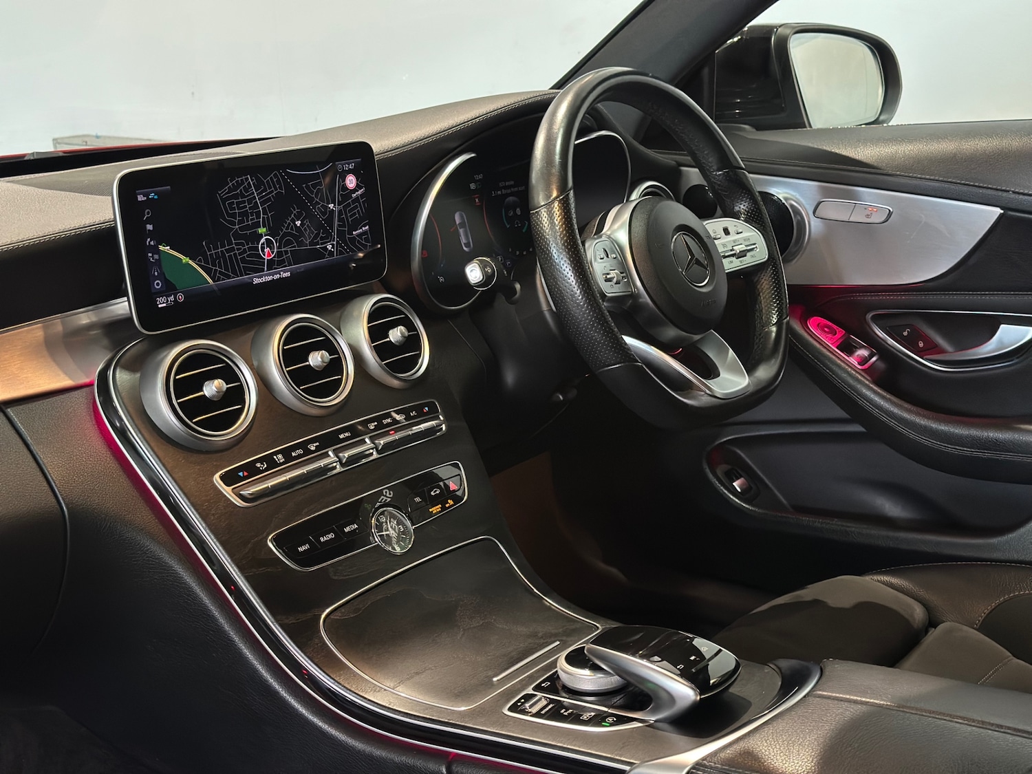 Used Mercedes-Benz C Class 2018 for sale - 76932349: Photo 15