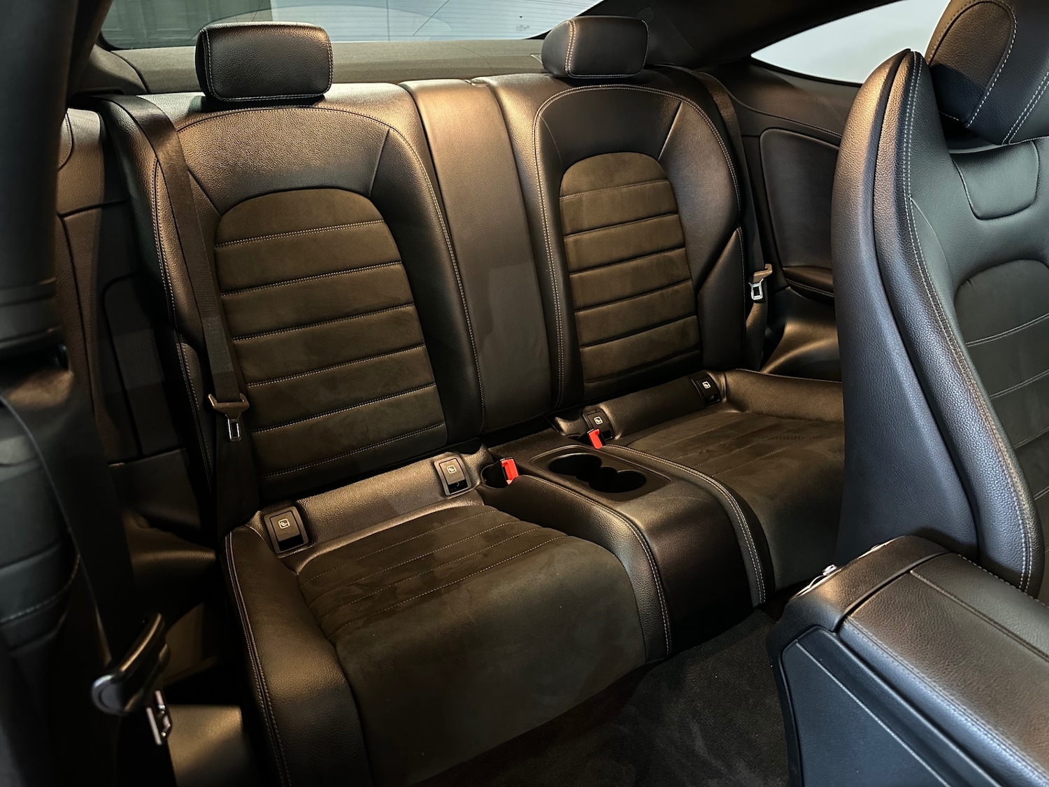 Used Mercedes-Benz C Class 2018 for sale - 76932349: Photo 17