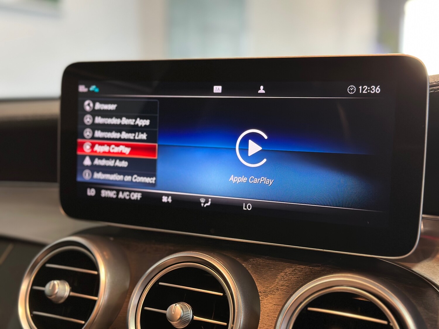 Used Mercedes-Benz C Class 2018 for sale - 76932349: Photo 21