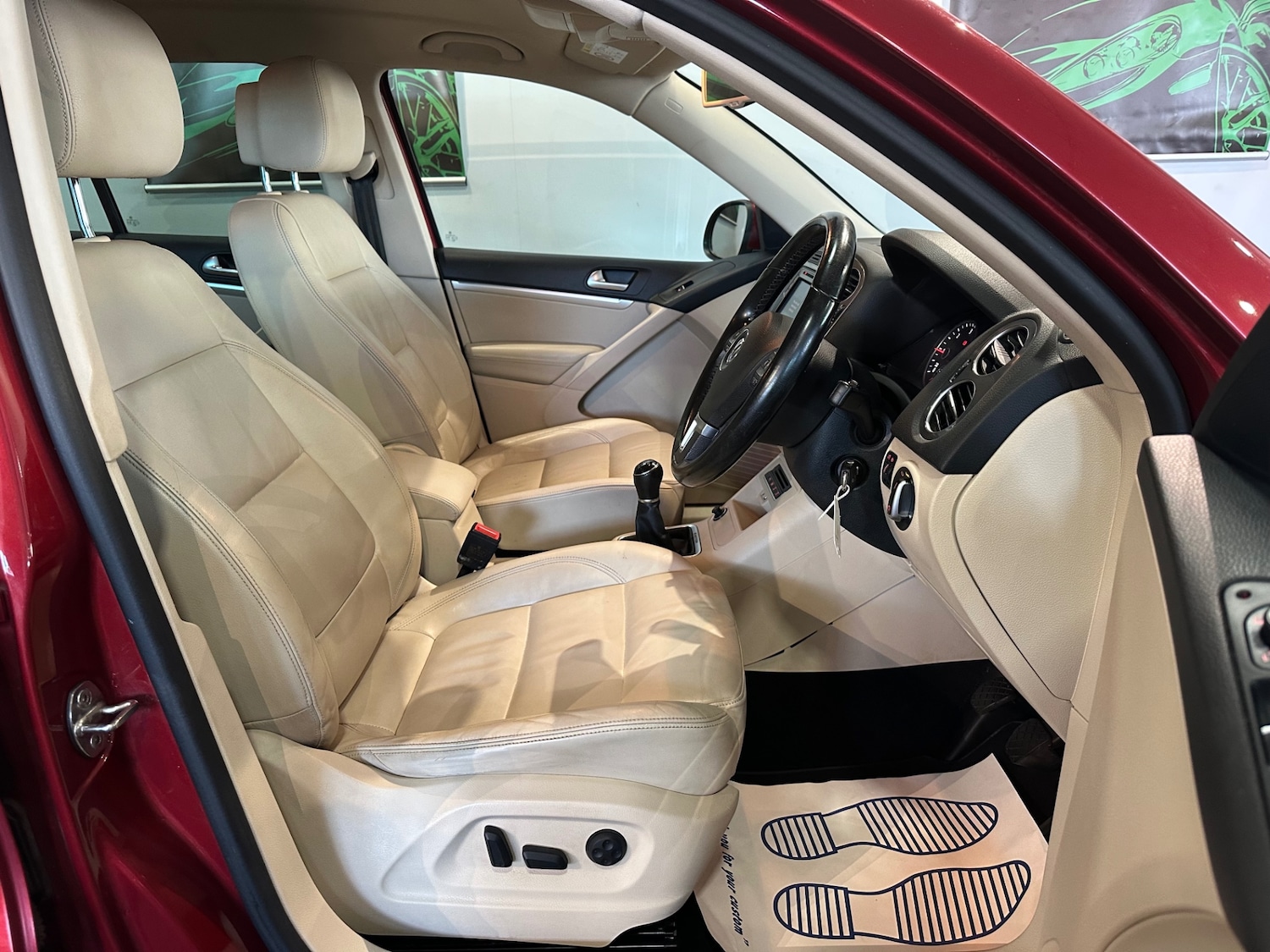 Used Volkswagen Tiguan 2015 for sale - 76847249: Photo 7