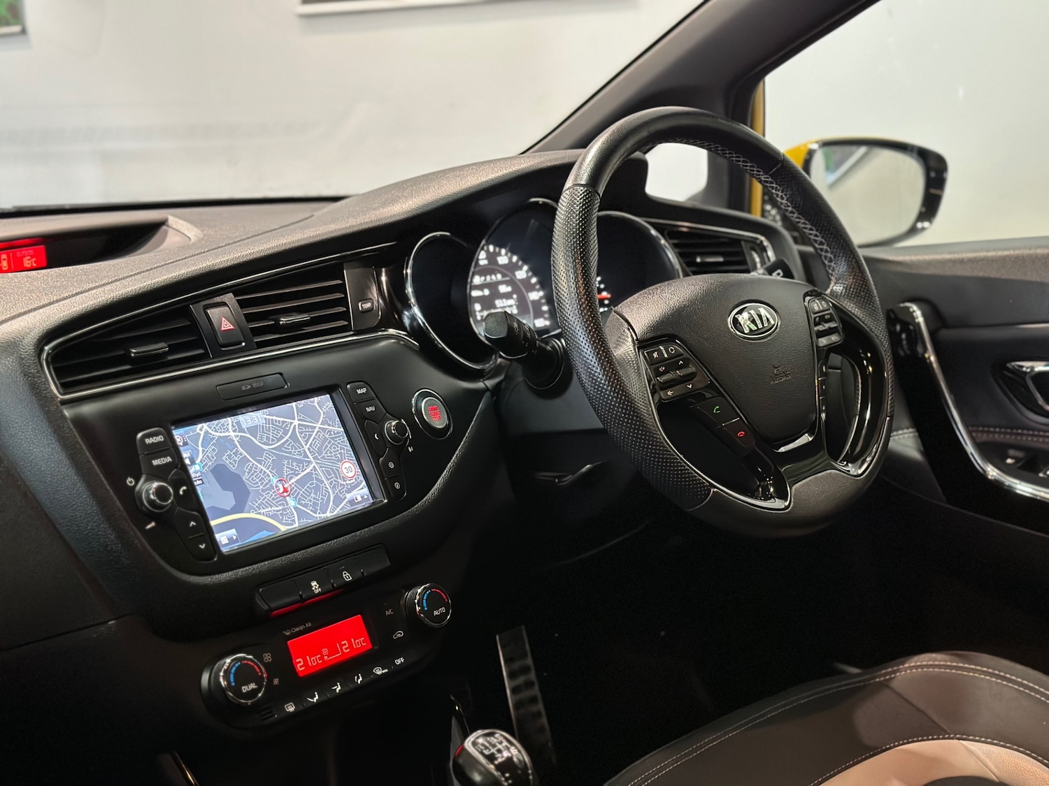 Used Kia Ceed 2017 for sale - 77997342: Photo 13