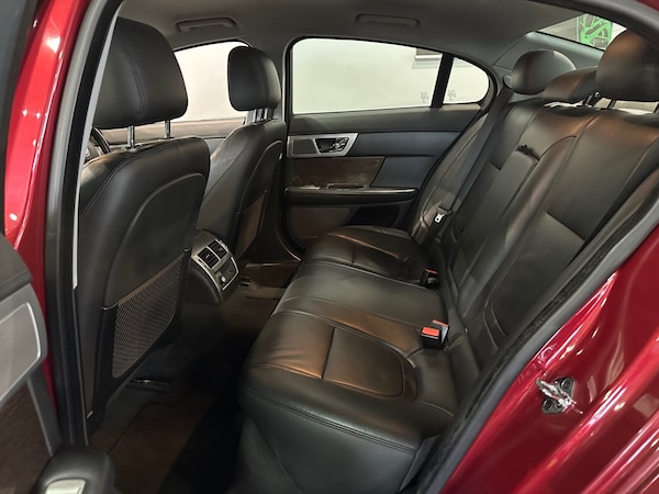 Used Jaguar XF 2013 for sale - 76302487: Photo 12