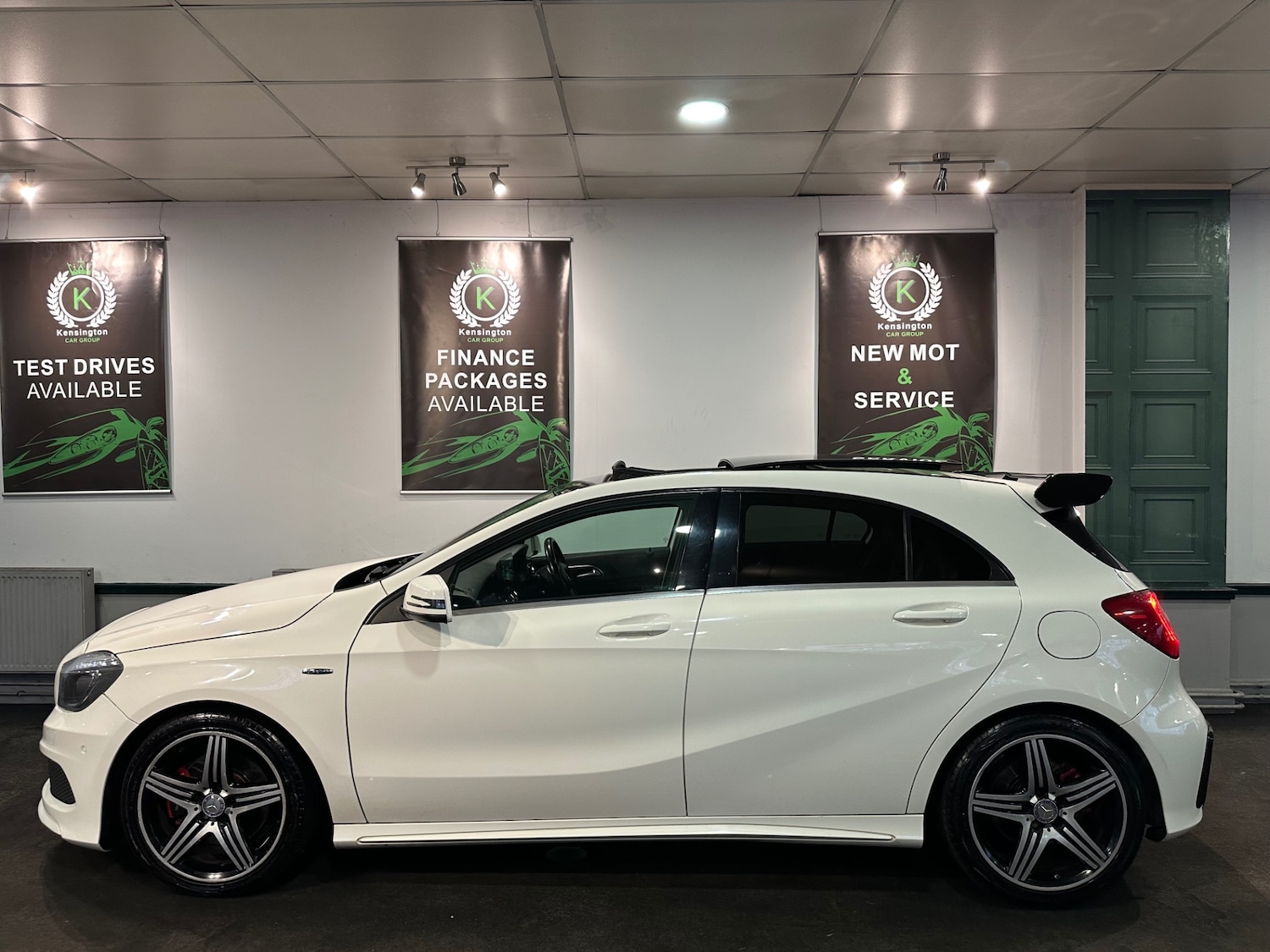 Used Mercedes-Benz A-Class 2015 for sale - 76960420: Photo 10