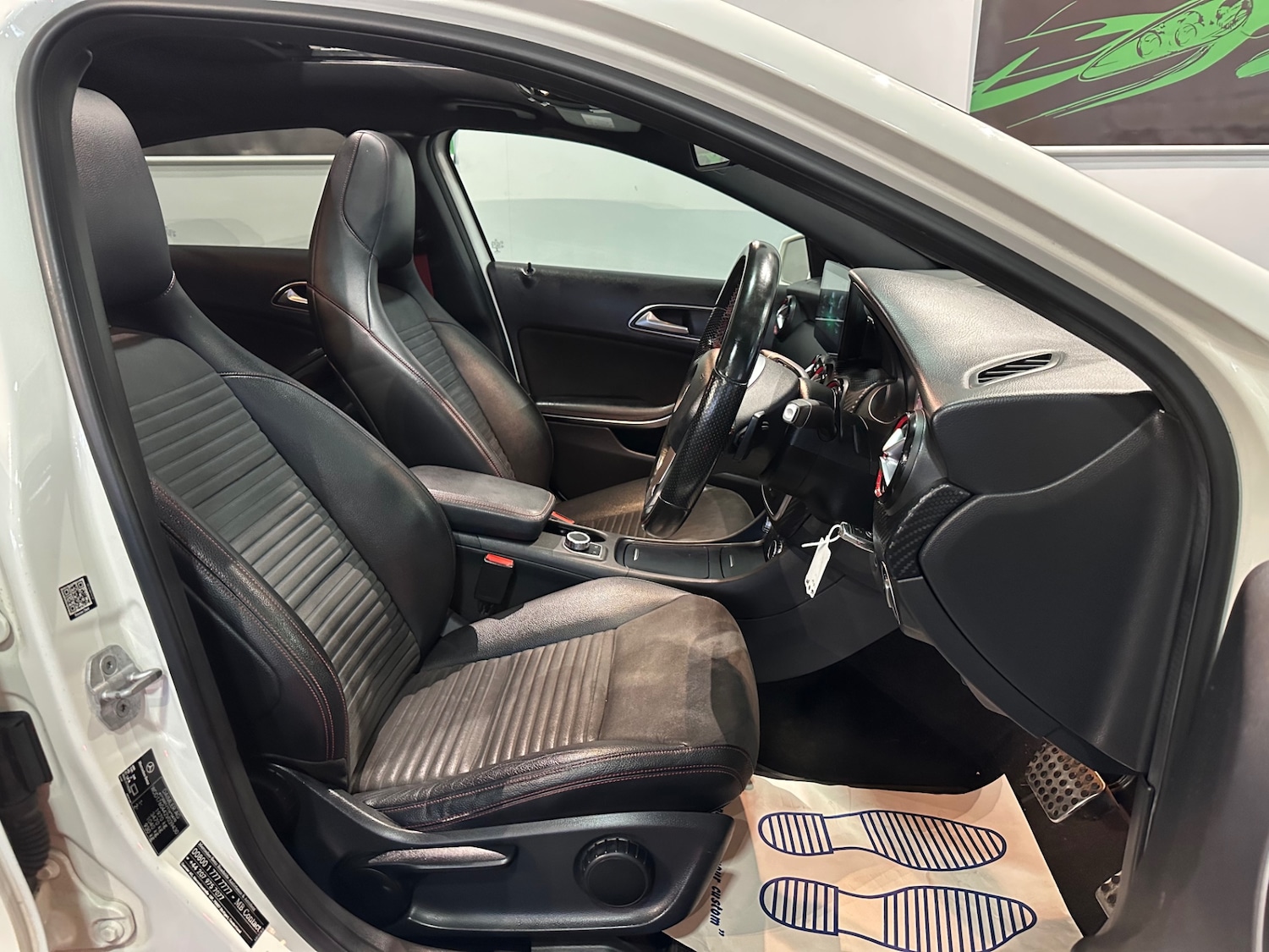 Used Mercedes-Benz A-Class 2015 for sale - 76960420: Photo 12