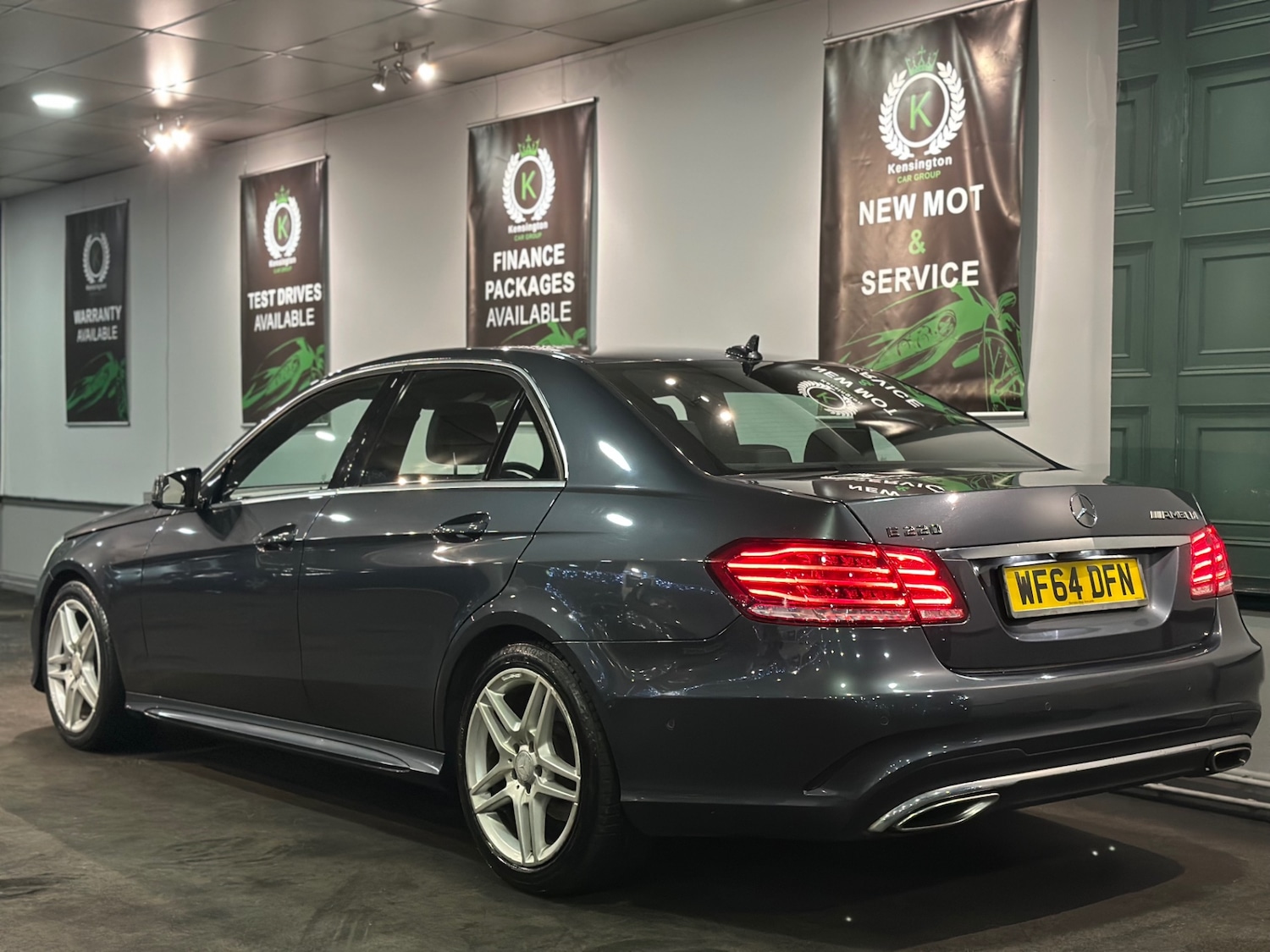 Used Mercedes-Benz E Class 2014 for sale - 76756891: Photo 5