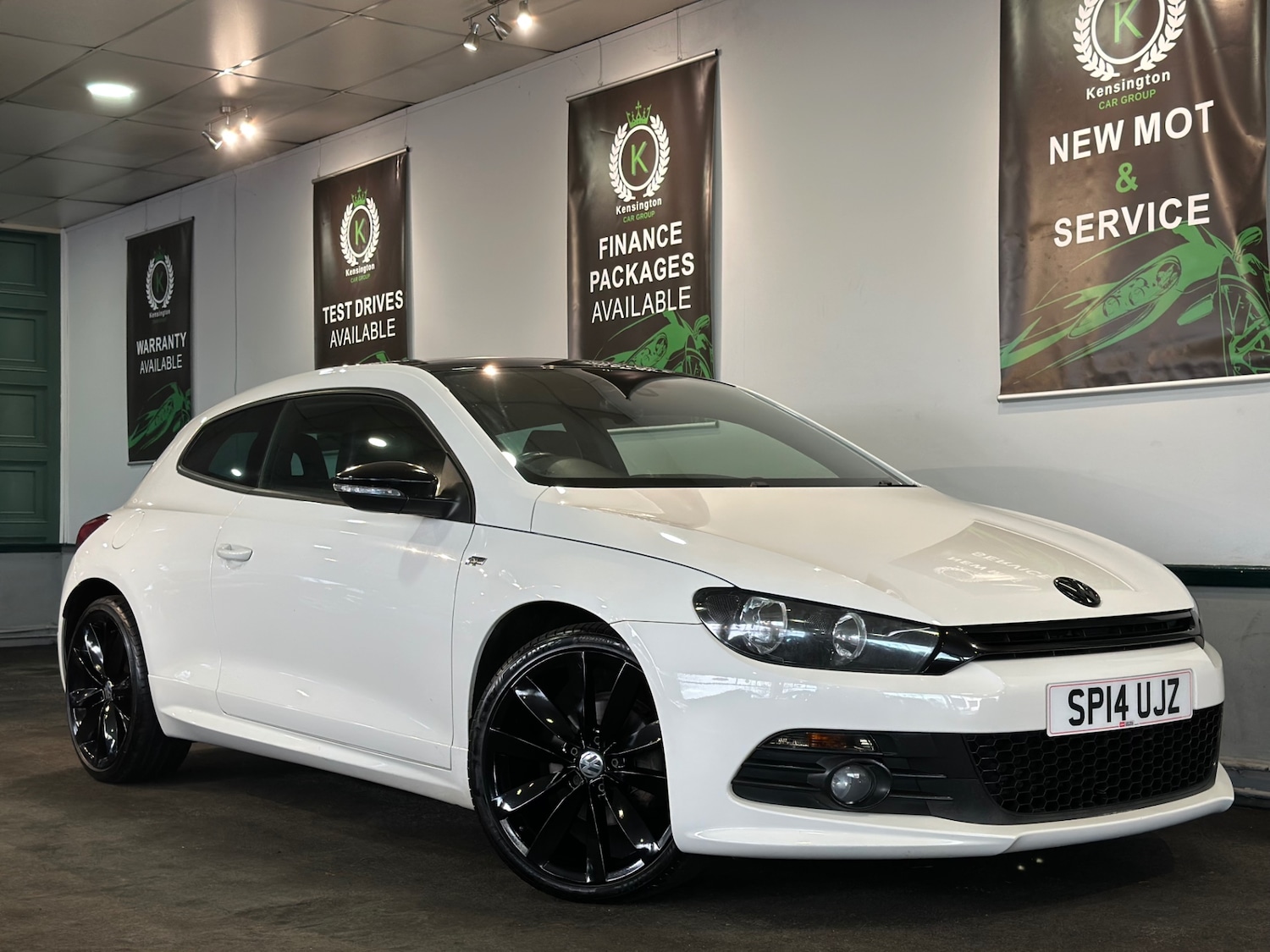 Used Volkswagen Scirocco 2014 for sale - 76845903: Photo 1