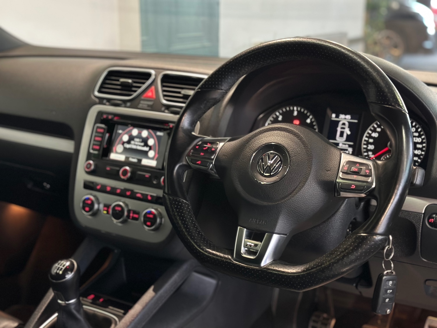 Used Volkswagen Scirocco 2014 for sale - 76845903: Photo 10