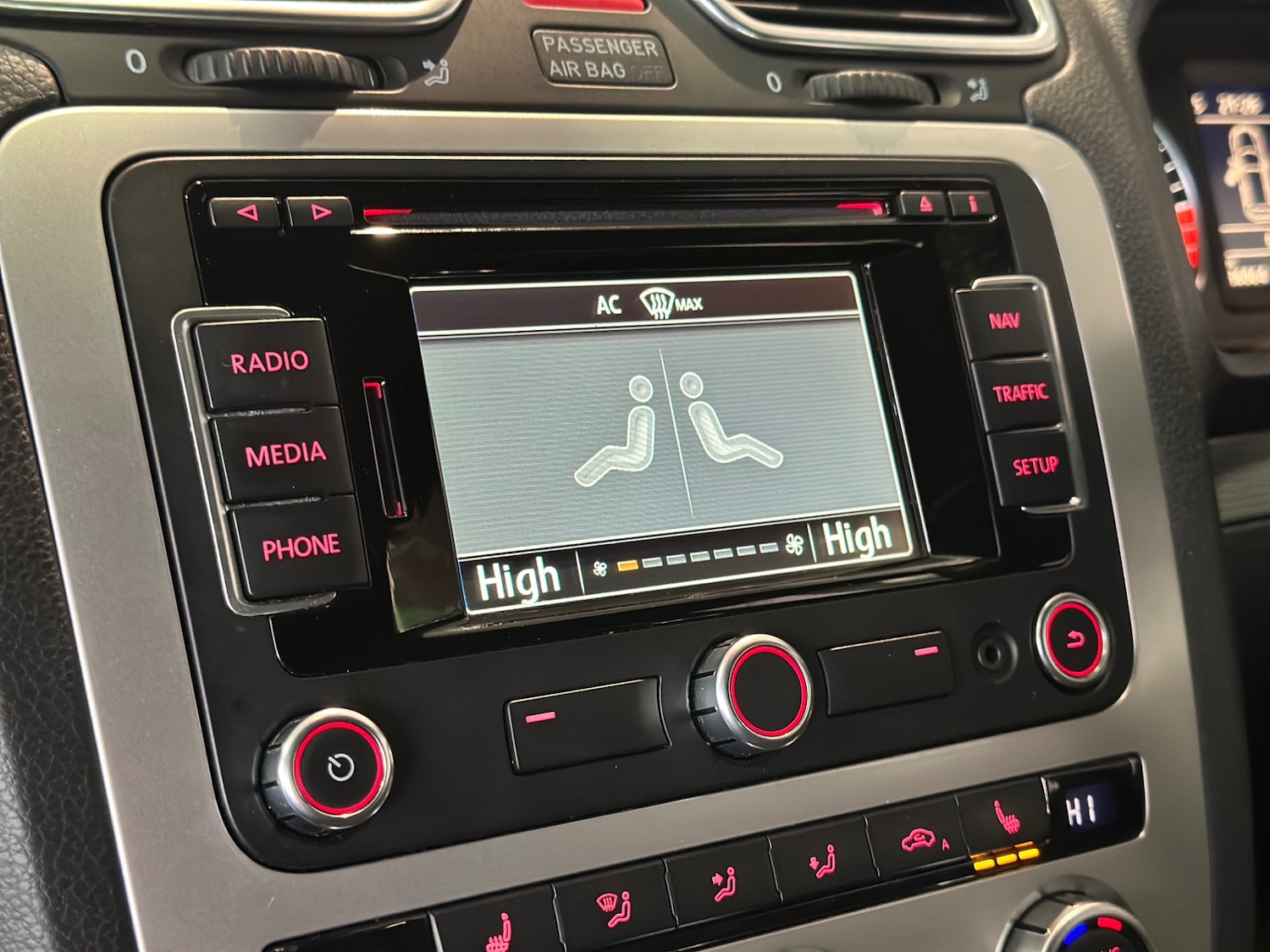 Used Volkswagen Scirocco 2014 for sale - 76845903: Photo 17