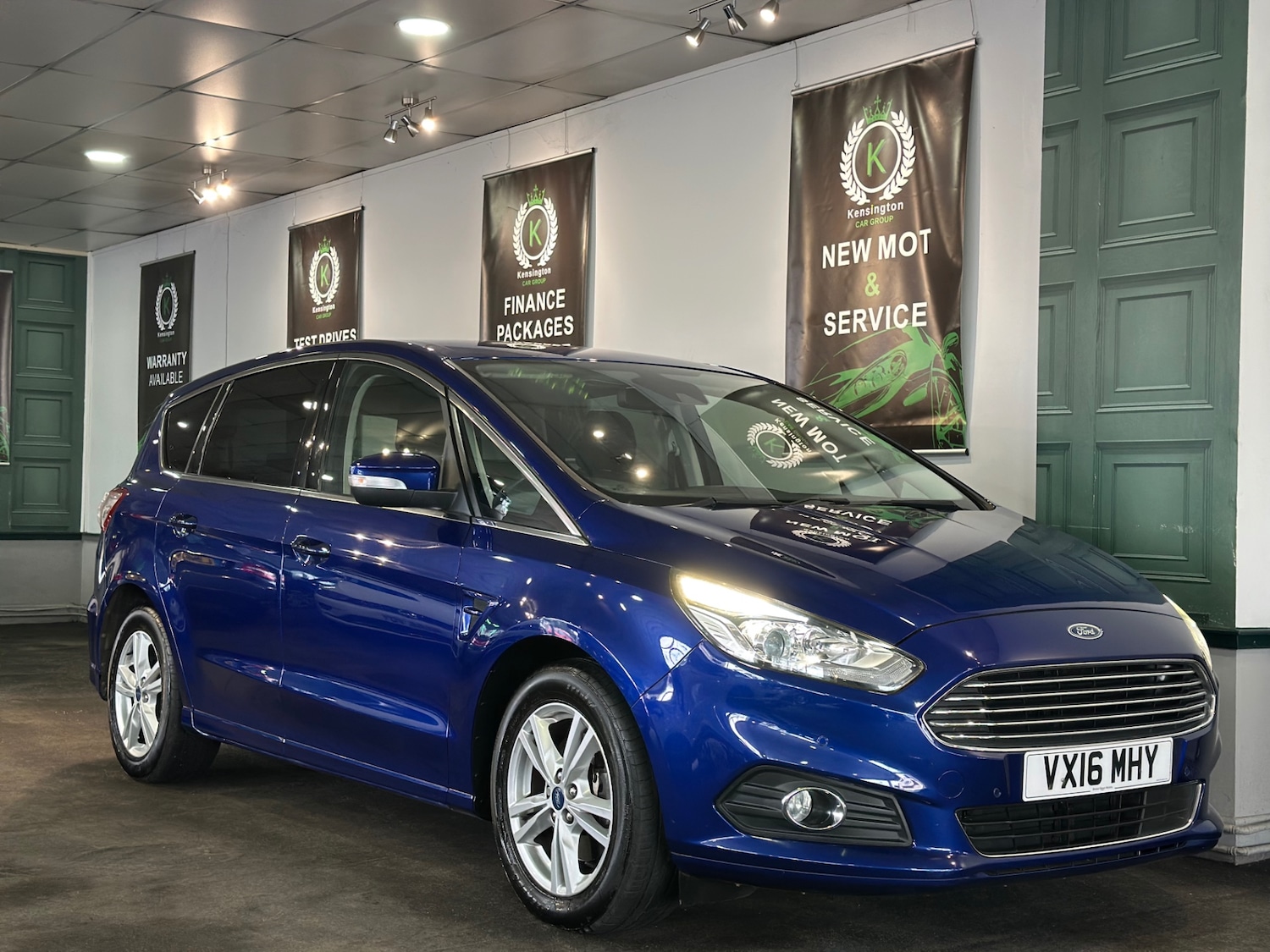 Used Ford S-Max 2016 for sale - 77591320: Photo 2