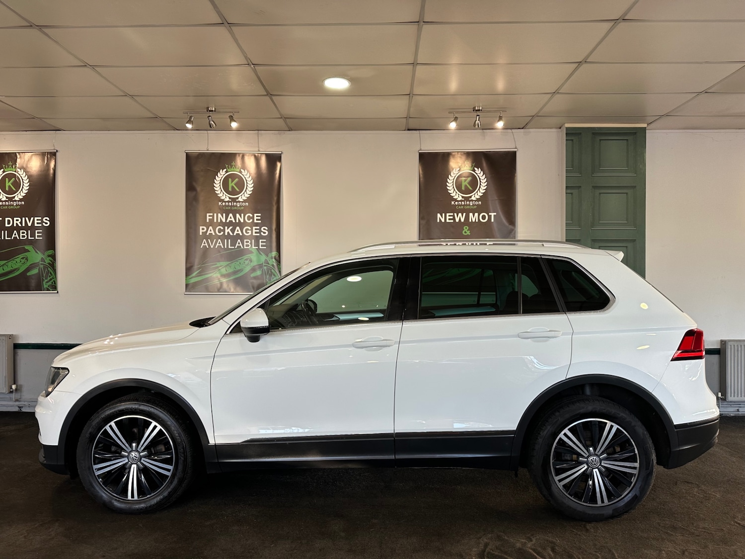 Used Volkswagen Tiguan 2016 for sale - 77196713: Photo 11