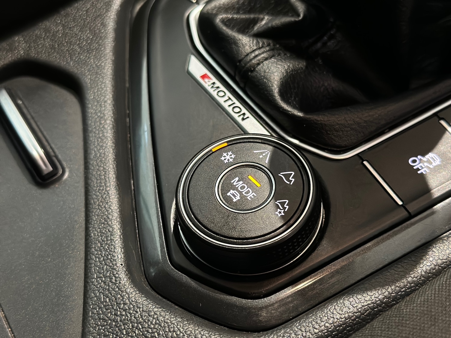 Used Volkswagen Tiguan 2016 for sale - 77196713: Photo 16