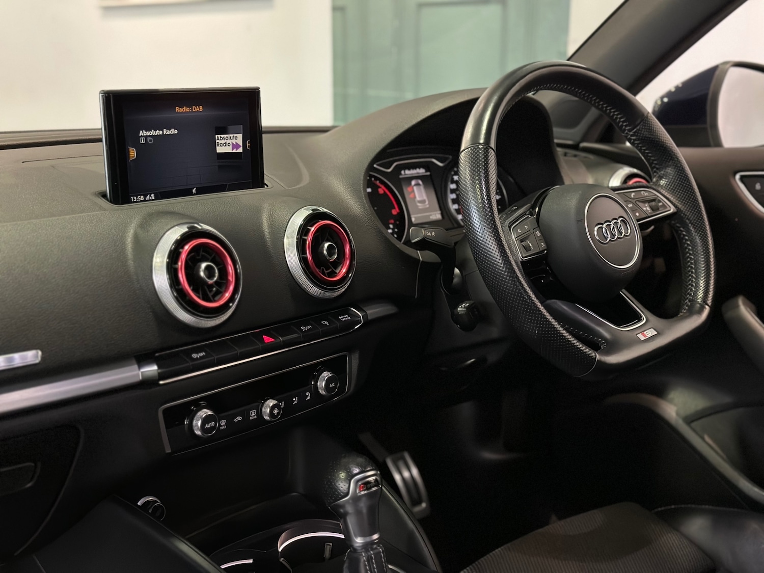 Used Audi A3 2016 for sale - 76600178: Photo 14