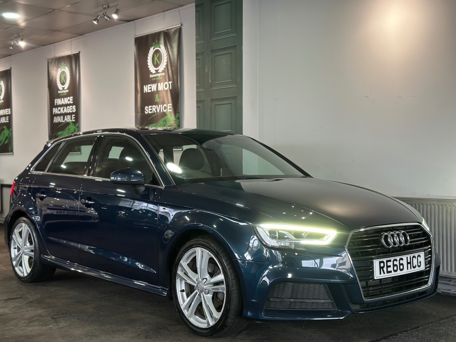 Used Audi A3 2016 for sale - 76600178: Photo 2