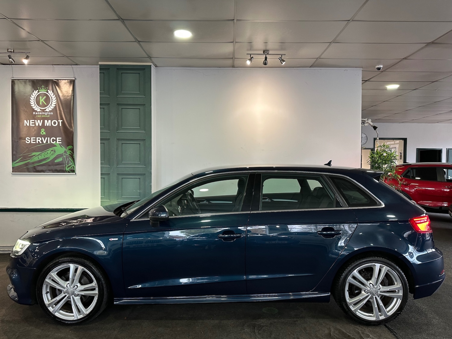 Used Audi A3 2016 for sale - 76600178: Photo 8