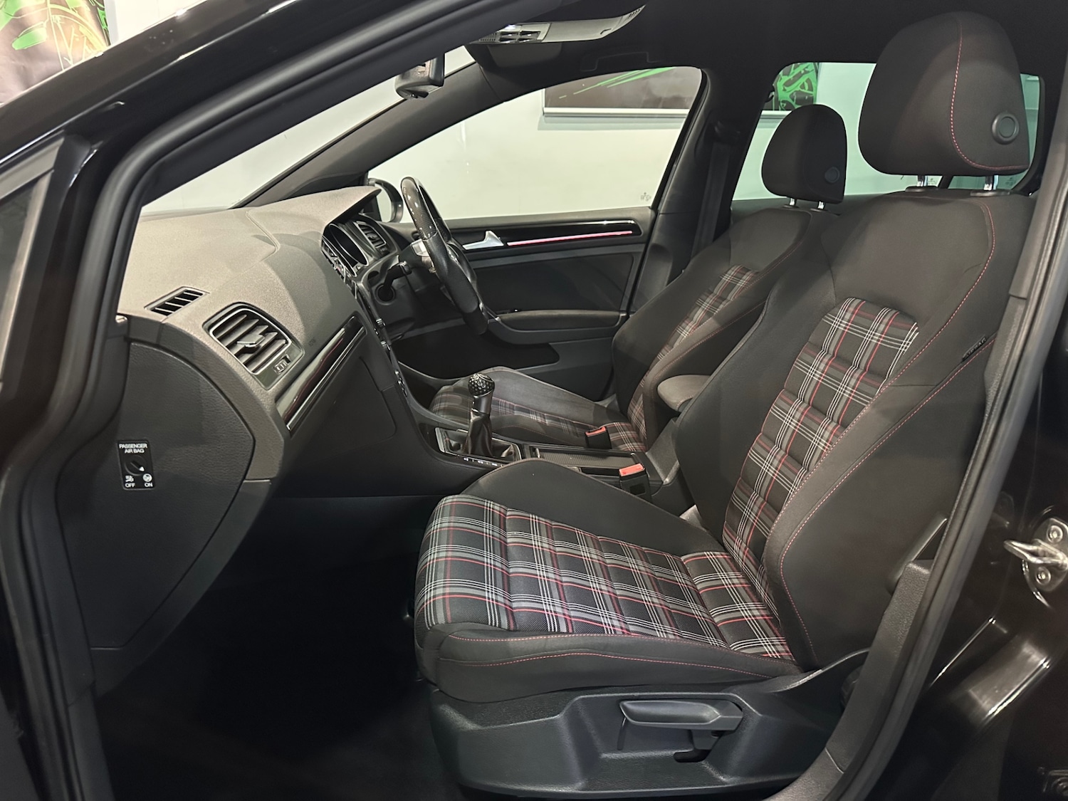 Used Volkswagen Golf 2015 for sale - 76713406: Photo 12