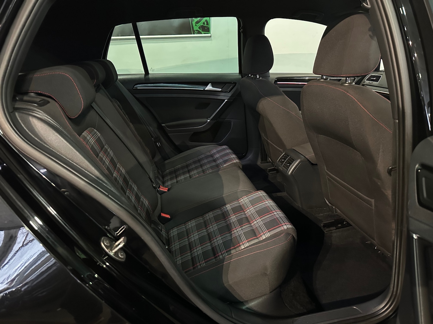 Used Volkswagen Golf 2015 for sale - 76713406: Photo 15