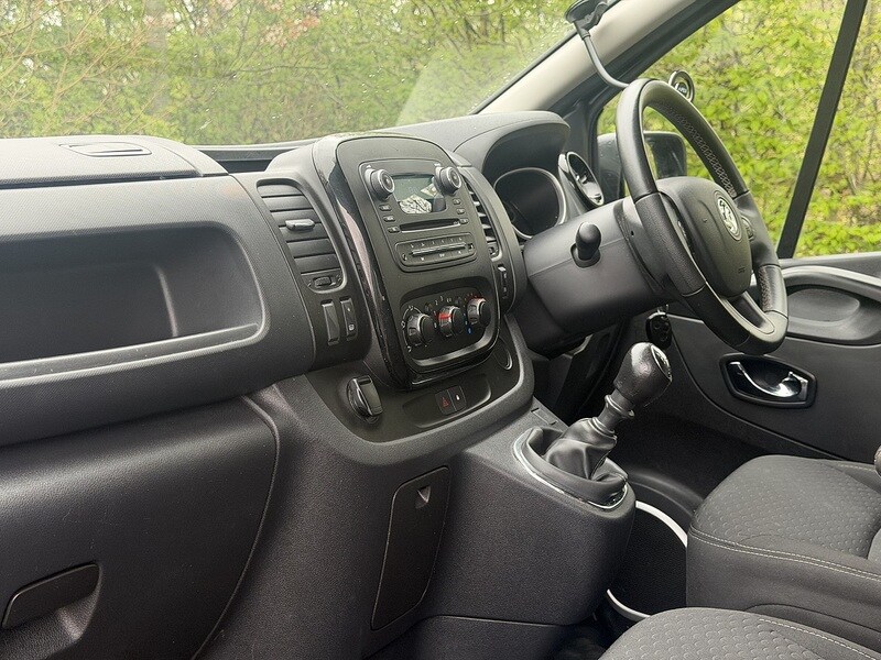 Used Vauxhall Vivaro 2018 for sale - 78045140: Photo 16