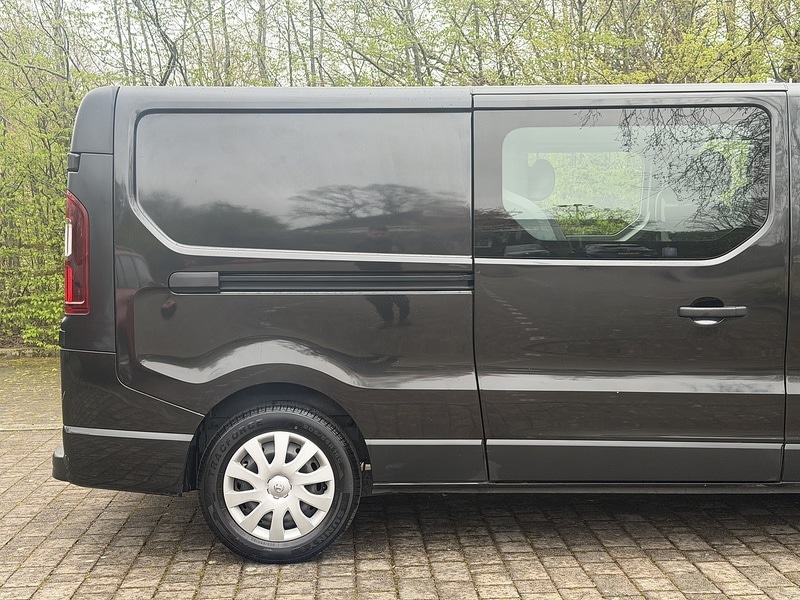 Used Vauxhall Vivaro 2018 for sale - 78045140: Photo 7