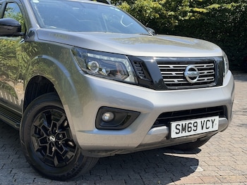 Used Nissan Navara 2020 for sale - 79210710: Photo