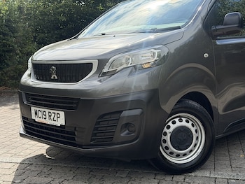Used Peugeot Expert 2019 for sale - 79112097: Photo