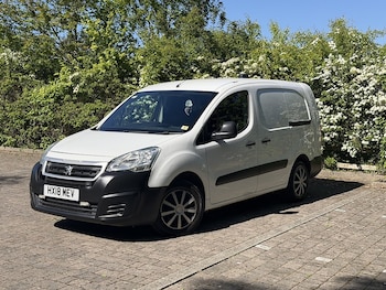 Used Peugeot Partner 2018 for sale - 78380172: Photo