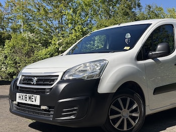 Used Peugeot Partner 2018 for sale - 78380172: Photo