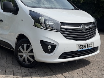 Used Vauxhall Vivaro 2018 for sale - 78908996: Photo