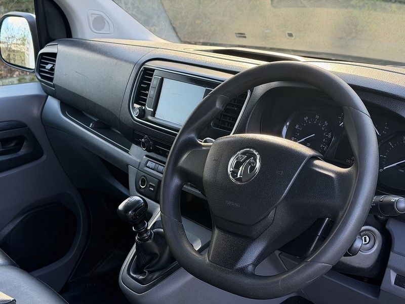 Used Vauxhall Vivaro for sale - 78111455: Photo 15