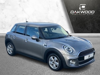 Used MINI Hatch 2018 for sale - 78850704: Photo