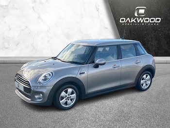 Used MINI Hatch 2018 for sale - 78850704: Photo