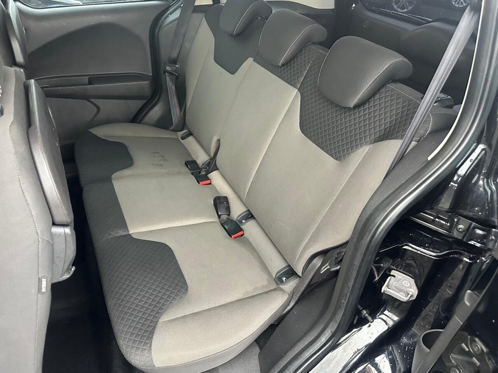 Used Ford Tourneo Courier 2020 for sale - 77172057: Photo 19