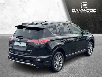 Used Toyota RAV4 2016 for sale - 76106211: Photo 3