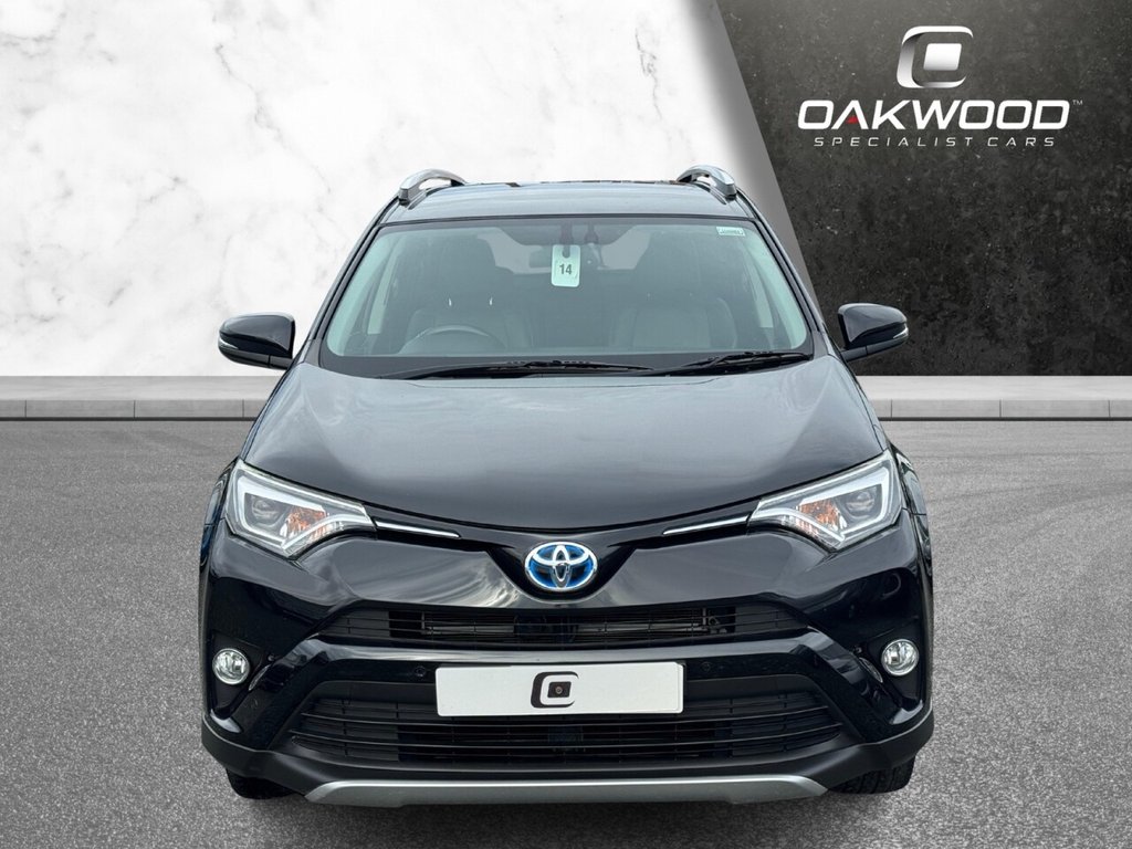 Used Toyota RAV4 2016 for sale - 76106211: Photo 4